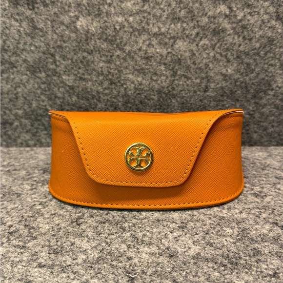 Tory‎ Burch sunglass case - Picture 1 of 3